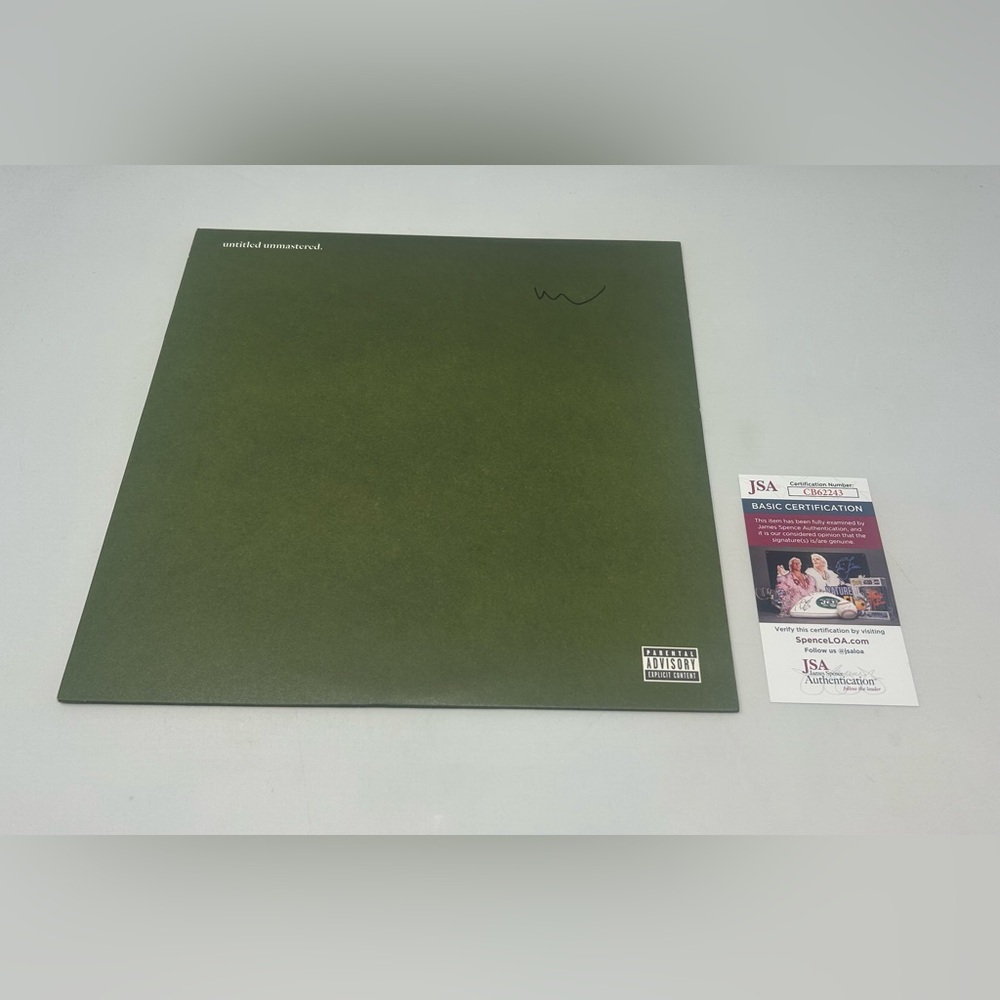Kendrick Lamarâ signed Untitled Unmastered Album JSA COA
